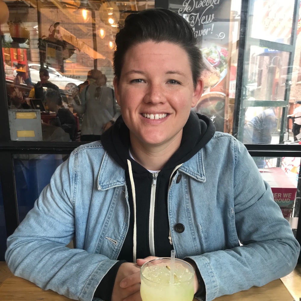 Meet your Posher, Elise